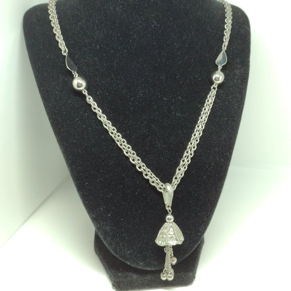Bright Silvertone  26" Cable Chain  Necklace with Bell Like Dangle - Picture 6 of 8